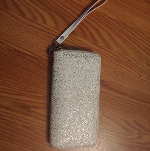 White Sparkling Clutch/Wistlets